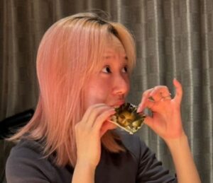 Tanakaga Instagram - 1.お馴染みメンバーでプチ修学旅行🫶🏻

2.雑草の皆様とただのパパラピーズ🍀

3.珍しく3人での写真を収めることに成功した女子メンバー(夜ご飯の時間までしっかり雑草貫いてる古川先生)

4.人生で初めて写真に背後霊が映り込んでしまった日。

5.人狼ゲーム早めに脱落して、この後の展開をニヤニヤしながら考察する夫婦とこびと図鑑🧚

6.誕生日の写真ケーキで本来なら絶対選ばれないであろう写真ばかりが選ばれてしまう米村27歳

7.その中で1番ヤベェ米村を食う私