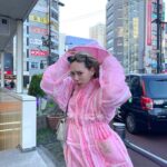 Tanakaga Instagram - 一目惚れピンクちゃん♡♡ 最後強風吹いてきて怒ってる笑