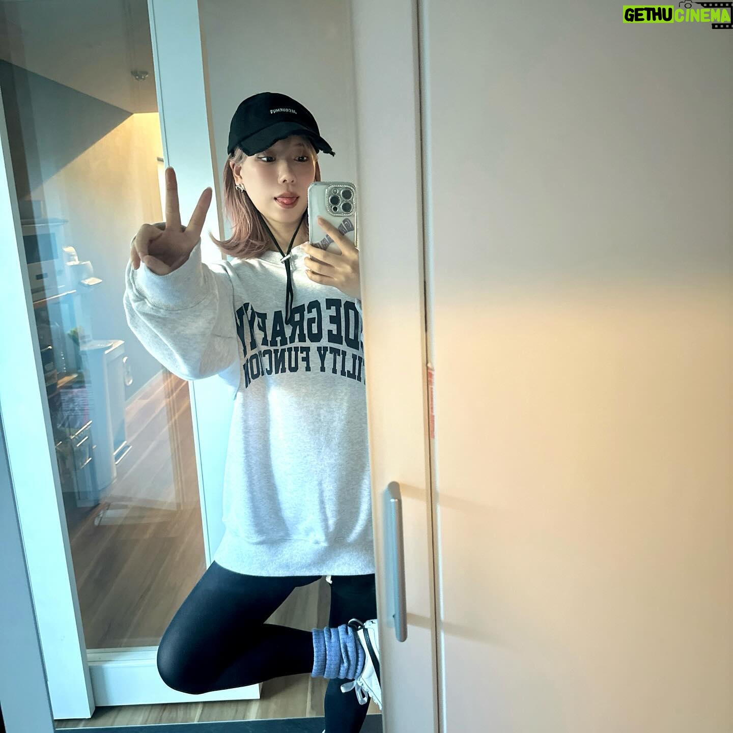 Tanakaga Instagram - 最近新しい趣味を見つけれそうな予感がしてる。 皆の趣味教えて🫶🏻笑