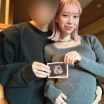 Tanakaga Instagram - 【ご報告】この度新しい命を授かりました👶🏻 本日25歳の誕生日を迎えまして、無事安定期にも入り体調も落ち着いてきたのでご報告させて頂きます。 ブブビビが毎日一生懸命お腹を温めてくれるのが可愛くて、産まれてきたら一緒に遊んだりするのかな〜と妄想を膨らませながら妊婦生活を送っています。 YouTubeでは話したのですが、これからも体調と相談しつつ無理の無い範囲で活動していきますのでよろしくお願い致します。