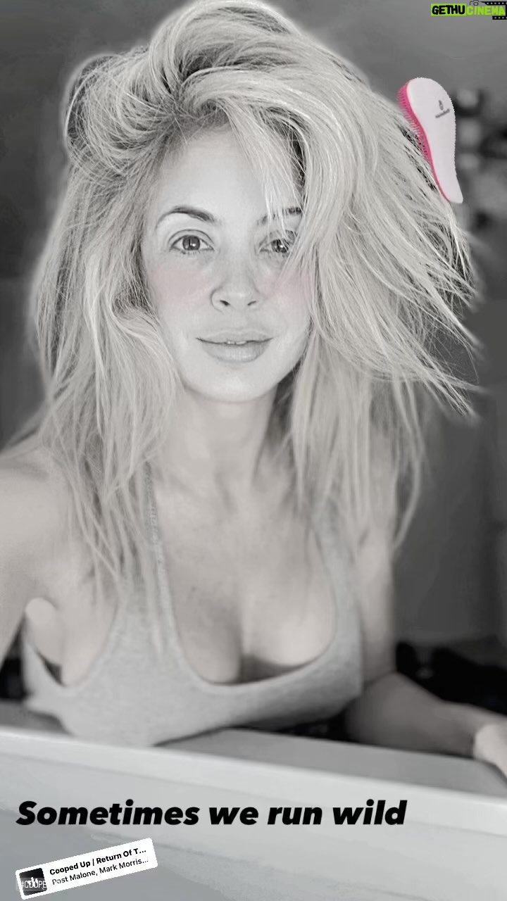 Tanea Brooks Instagram - Sometimes we get wild, cooped up. #blackandwhite #thrillerthursday #therebelrub #rebel #bighairdontcare