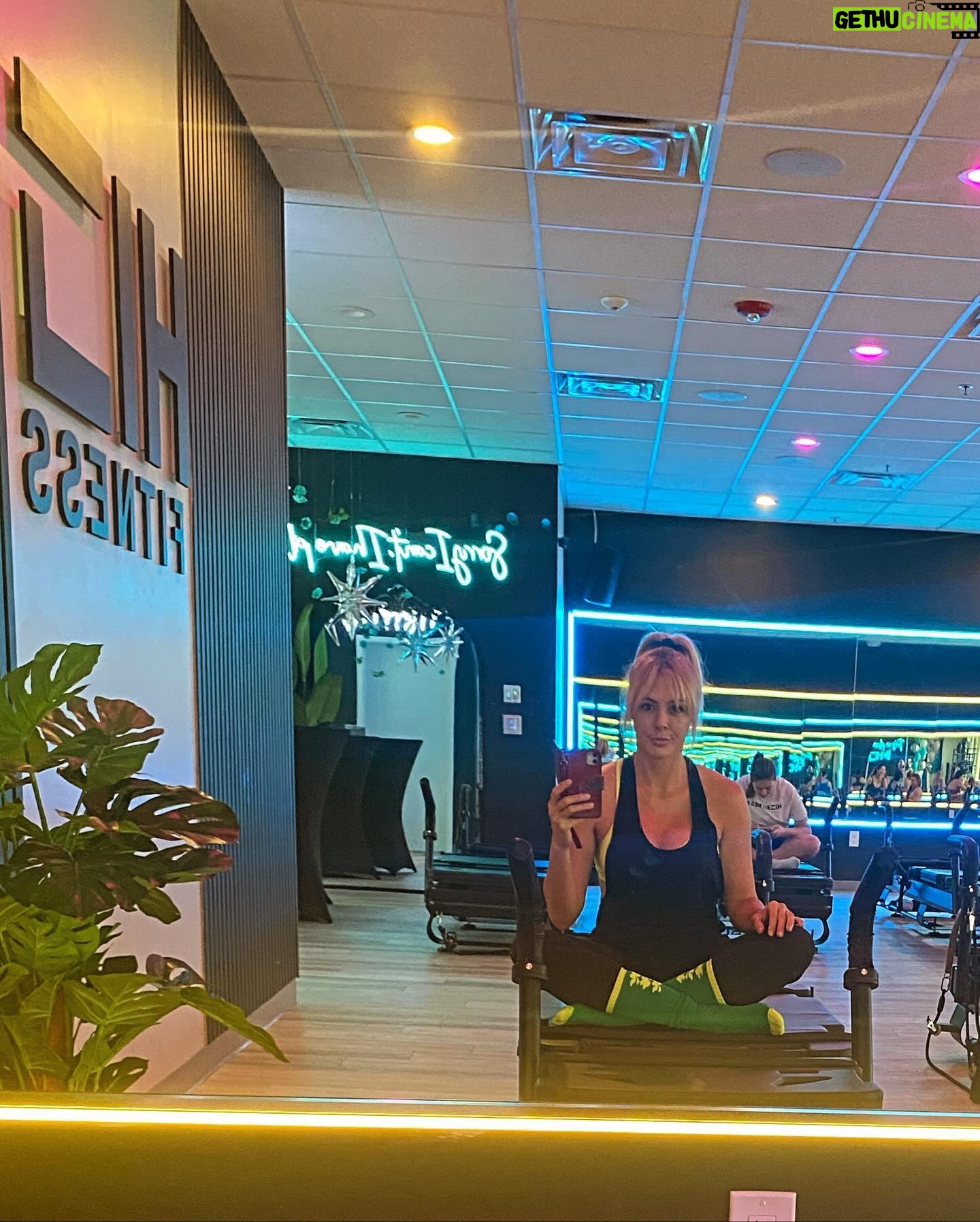 Tanea Brooks Instagram - Sporting my shamrock ☘️ socks 🧦 @hili.fitness #happystpatricksday #lucky #pilates