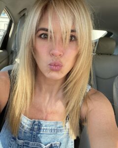Tanea Brooks Instagram - Fresh cut n color