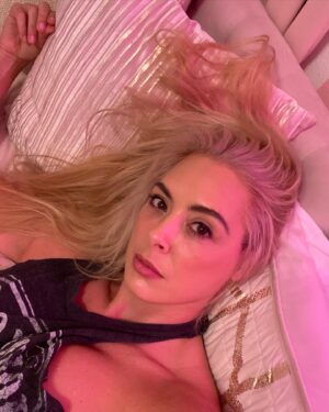 Tanea Brooks Instagram - Unfiltered. Raw. Unedited. Rebel. Virgo. Blonde. Brown Brows. 1st or 2nd pic?