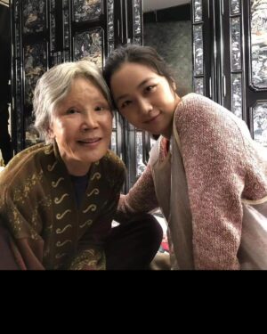 Tang Wei Instagram - 刚发现，《DECISION TO LEAVE》拍摄中的每一天、每场戏、每张照片……这些回忆，不可思议地竟然全都是快乐！[爱心]