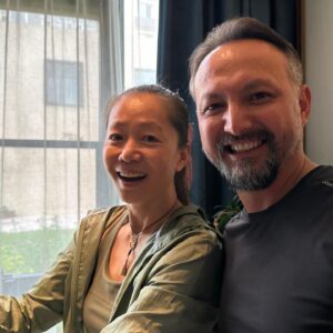 Tang Wei Instagram - happy！！！2005《情牵那拉提》重聚