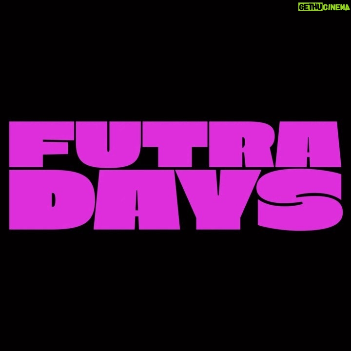 Tania Raymonde Instagram - Hey guys! Im in a very cool very weird new movie called “Futra Days,” (like Future but with a “tra.”) It’s premiering at Cinequest next weekend. I’ll be there chatting it up after the screening so click on the link in my bio for tickets. Sorry for all the kissing but hey it’s a romance okay 💫 . . . #repost @futradays Timetravel love stories are really complicated, just like in the movies. Futra Days - starring Tania Raymonde, Brandon Sklenar, and Rosanna Arquette, premieres at Cinequest, this August 20th at 9:15PM PST. #FutraDays #Cinequest #Premiere