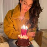 Tania Raymonde Instagram – Making this one count