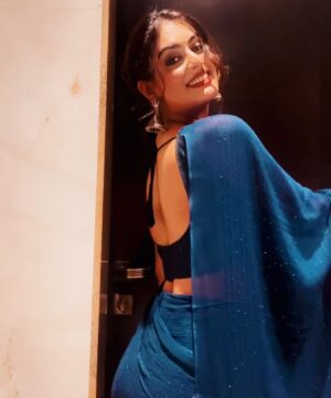 Tanisha Mehta Instagram - Midnight blues ..