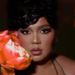 Tanisha Scott Instagram - 💐🫦 SNL X LIZZO 🫦💐 HOST x MUSICAL GUEST
