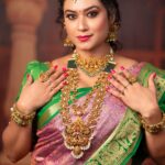 Tanisha Kuppanda Instagram - One best shoot with gorgeous @tanishakuppanda🔥❤️ Mua : @makeoverwith_bhavyanaik Hair nd saree drape : @hair_by_panchamigowda Studio space : @creative_kalpane_studio Outfit : @waymore_priyanka Jewellery: @srikrishnadiamondsandjewellery Videography : @rainbow_photography_official #makeuplooks #makeupartist #makeoverwith_bhavyanaik #shootdiaries #bestshoot #tanishakuppanda #benki #southindianjewellery #sounthindianmakeupartist #southindainmakeuplook