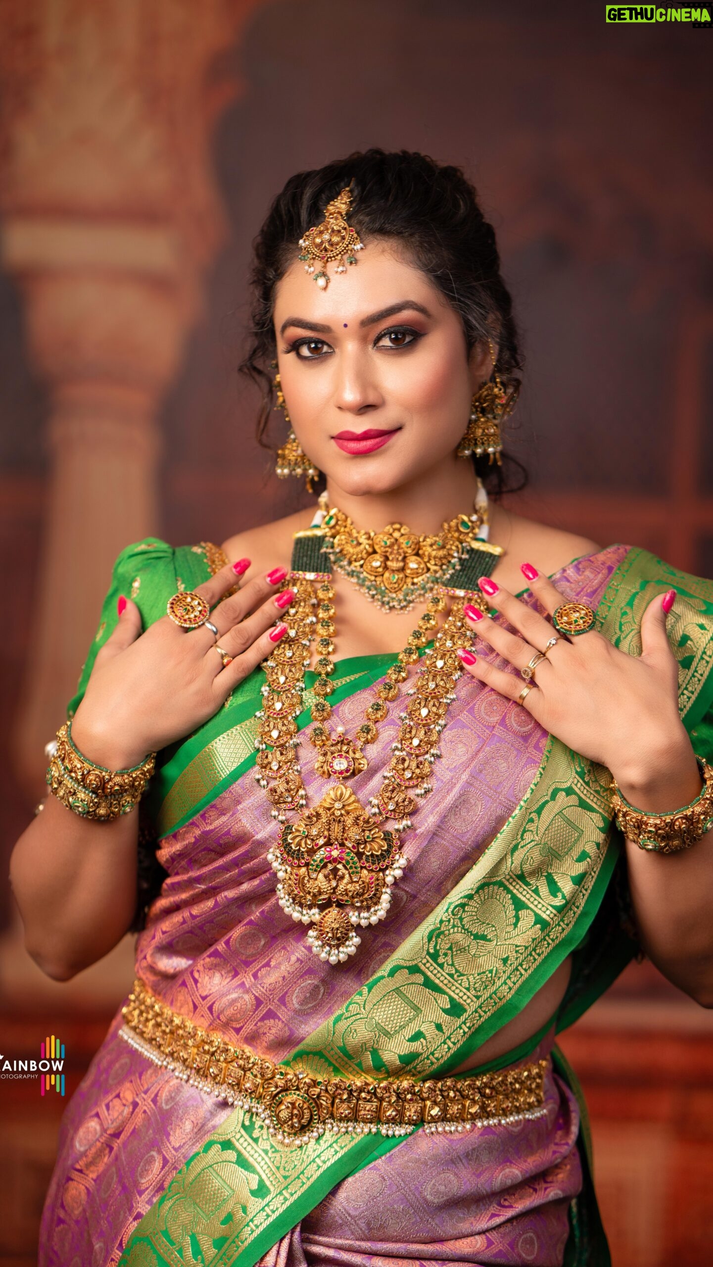 Tanisha Kuppanda Instagram - One best shoot with gorgeous @tanishakuppanda🔥❤️ Mua : @makeoverwith_bhavyanaik Hair nd saree drape : @hair_by_panchamigowda Studio space : @creative_kalpane_studio Outfit : @waymore_priyanka Jewellery: @srikrishnadiamondsandjewellery Videography : @rainbow_photography_official #makeuplooks #makeupartist #makeoverwith_bhavyanaik #shootdiaries #bestshoot #tanishakuppanda #benki #southindianjewellery #sounthindianmakeupartist #southindainmakeuplook