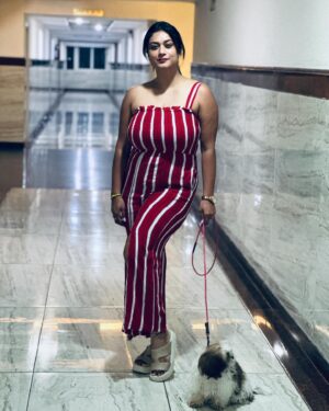 Tanisha Kuppanda Instagram - Aww 🥰 This beautiful place to hangout with family friends #gardenasiaresort 😃 good place good food and pet friendly with indoor games and pool 🥰🥰 good time spent with my family 😍😍 do check @thegardenasiaresort ❤️if ur planning for vaccayyy 😄😄