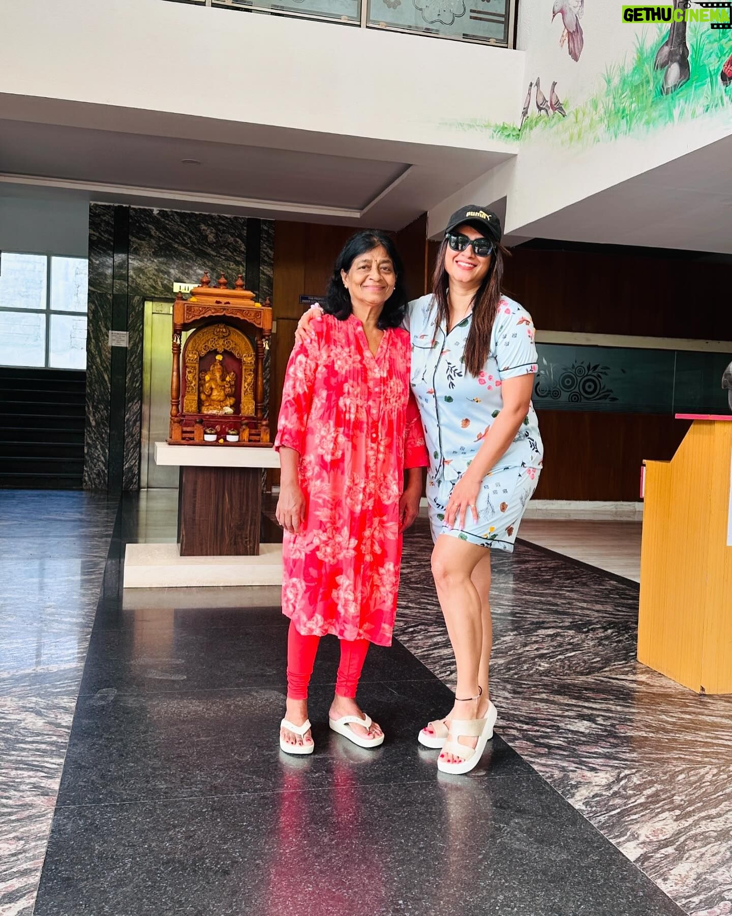 Tanisha Kuppanda Instagram - Aww π₯° This beautiful place to hangout with family friends #gardenasiaresort π good place good food and pet friendly with indoor games and pool π₯°π₯° good time spent with my family ππ do check @thegardenasiaresort β€οΈif ur planning for vaccayyy ππ PC: @kbnisha9