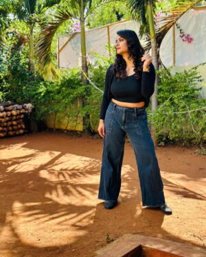 Tanisha Kuppanda Instagram - Clothes mean nothing until someone lives in them

PC : @rk_2328 

#tanisha #tanishakuppanda #kuppanda #kuppandasjewelry #kuppandasproductionhouse #akkabond #biggboss #biggbosskannada #biggbosskannadaseason10 #ladyboss #hennuhuli #tanibaby #benki #rock #fitness #comingsoon