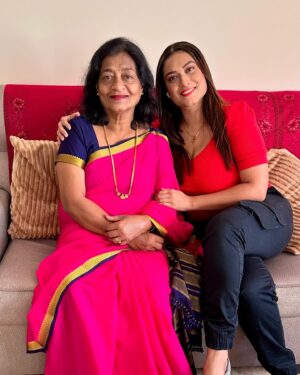 Tanisha Kuppanda Instagram - Amma Amma I love you 🥰 😘 janma poorti ide helta irtini ❤️ I really love you Amma @leelakuppanda 😘 thank you for always being there 🤗 happy Mother’s Day my Leelu 😘😘😘😘