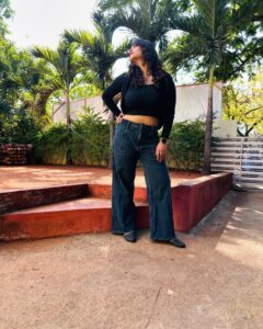 Tanisha Kuppanda Instagram - Clothes mean nothing until someone lives in them PC : @rk_2328 #tanisha #tanishakuppanda #kuppanda #kuppandasjewelry #kuppandasproductionhouse #akkabond #biggboss #biggbosskannada #biggbosskannadaseason10 #ladyboss #hennuhuli #tanibaby #benki #rock #fitness #comingsoon