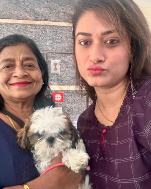 Tanisha Kuppanda Instagram - Amma Amma I love you 🥰 😘 janma poorti ide helta irtini ❤️ I really love you Amma @leelakuppanda 😘 thank you for always being there 🤗 happy Mother’s Day my Leelu 😘😘😘😘