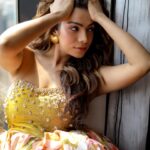 Tanvi Thakkar Instagram - Vibe check🍋 Wearing @aguisebymandirabansal PR @mintandmilkpr Jewellery @theauqual Jewellery PR @lmore_publicrelations Clicked by @yash_bhatwal_photography Location @sofitelmumbaibkc Makeup @falgunikapasi_mua