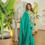 Tanvi Thakkar Instagram - Kinney Kinni 🎵🎵 Shot by @yash_bhatwal_photography Wearing @sshilpasamriya PR @viralmantra Makeup @falgunikapasi_mua Location @baliboo.official #tanvithakker #kinnikinni #punjabisuits