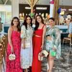 Tanvi Thakkar Instagram - Mothers Day Brunch hosted by @kamaayurvedaindia @sevahomecollection @jioworlddrive and the beautiful @shrimarai ❤️ #mothersday Wearing @dziineebydeepaa PR @viralmantra