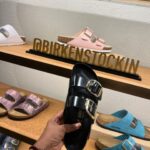 Tanvi Thakkar Instagram - @birkenstockin here to style up your comfort game😍 @prpundit Ps- swipe till the end 🤭