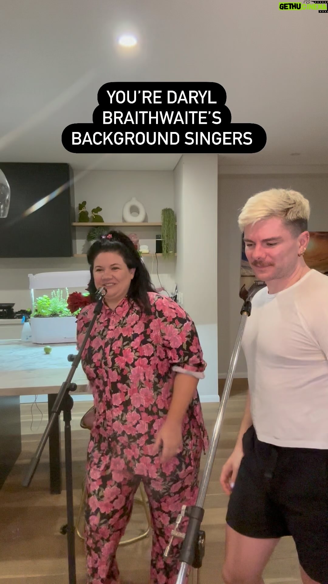 Tanya Hennessy - 37.4K Likes - an Ozzie special 🇦🇺
being away from @elizzabethhall for a month was tough, but the queen @tanhennessy stepped up to the mic for a special performance with @daryl.braithwaite 🐎🐎🐎