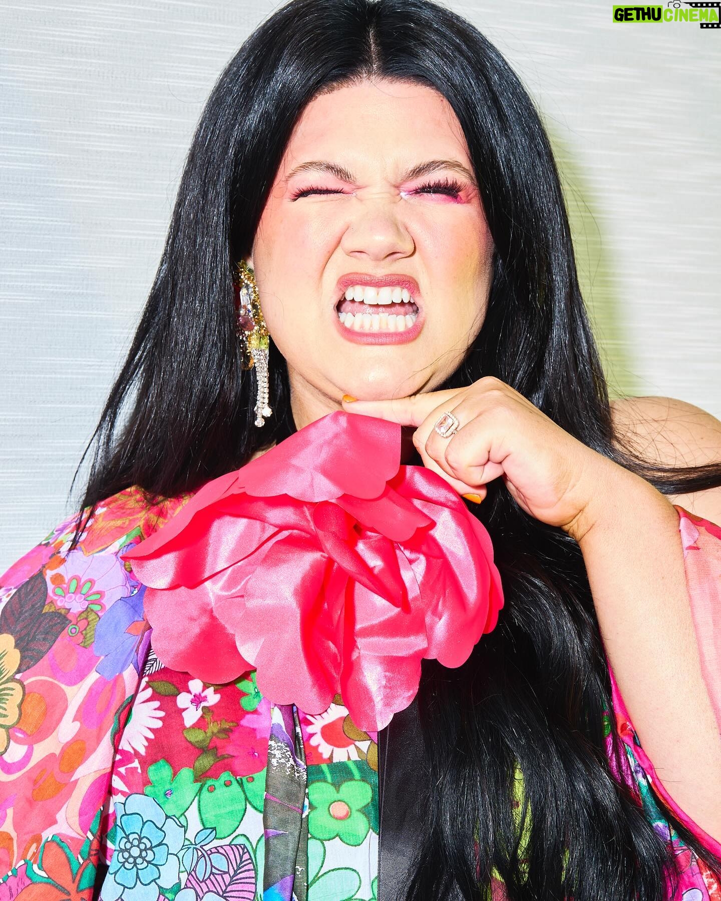 Tanya Hennessy Instagram - I’ll never be this cute again. So I shall be over posting - also I love that I’m intersecting fashion and comedy. Which doesn’t really happen. So this is cooool @romancewasborn @tanjabruckner @suziepoole_ @crocsaustralia @portobellopr @mbrown_beauty @stevemaddenau @signalbrands