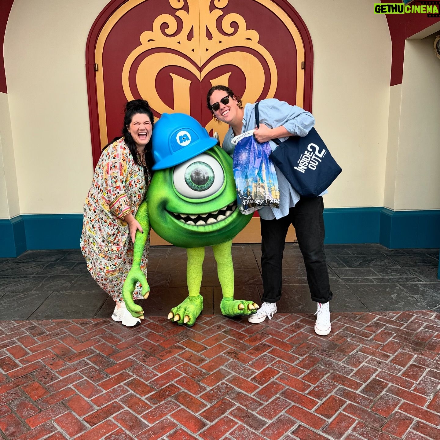 Tanya Hennessy Instagram - Pixar Photo Dump. Dont wanna come home. Leaving LA tonight and back to reality of being in pajamas most days ✈️🥰 Thanks to @disneyaunz and @pixar #disneypartner