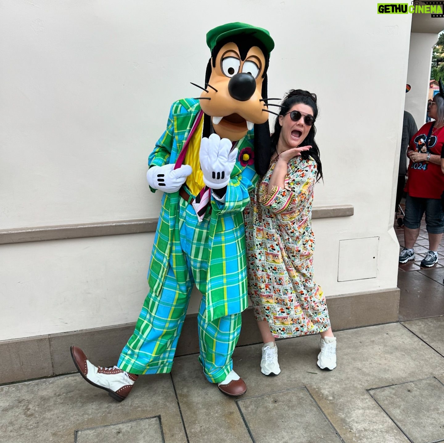 Tanya Hennessy Instagram - Pixar Photo Dump. Dont wanna come home. Leaving LA tonight and back to reality of being in pajamas most days ✈️🥰 Thanks to @disneyaunz and @pixar #disneypartner