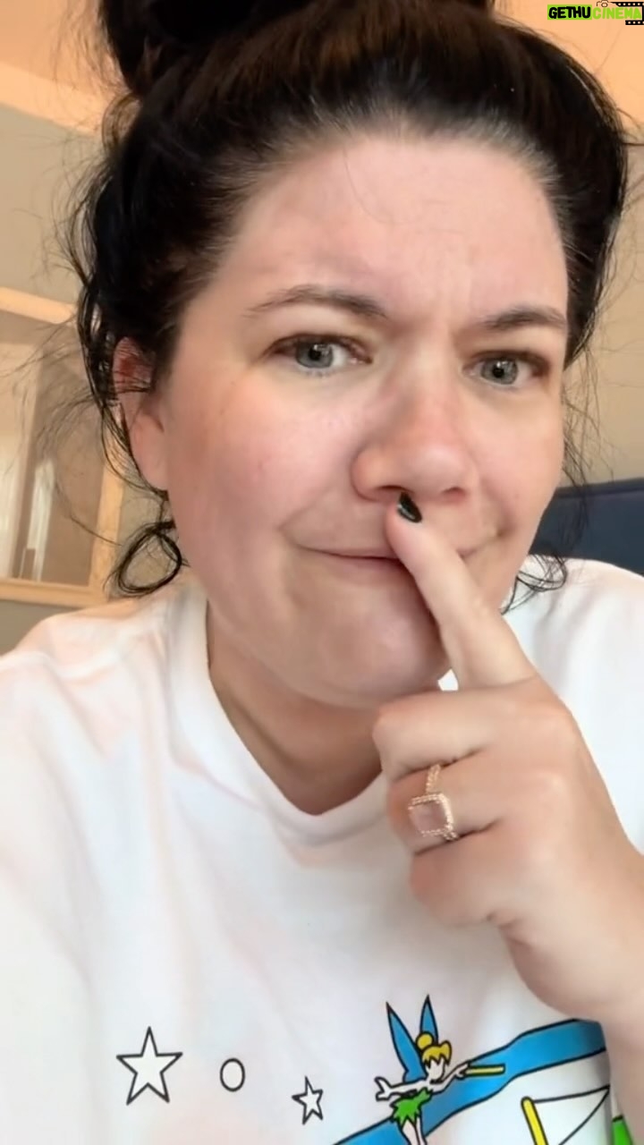 Tanya Hennessy - 3.5K Likes - I am so sorry 😭 (was a phone not camera… but camera on iPhone)