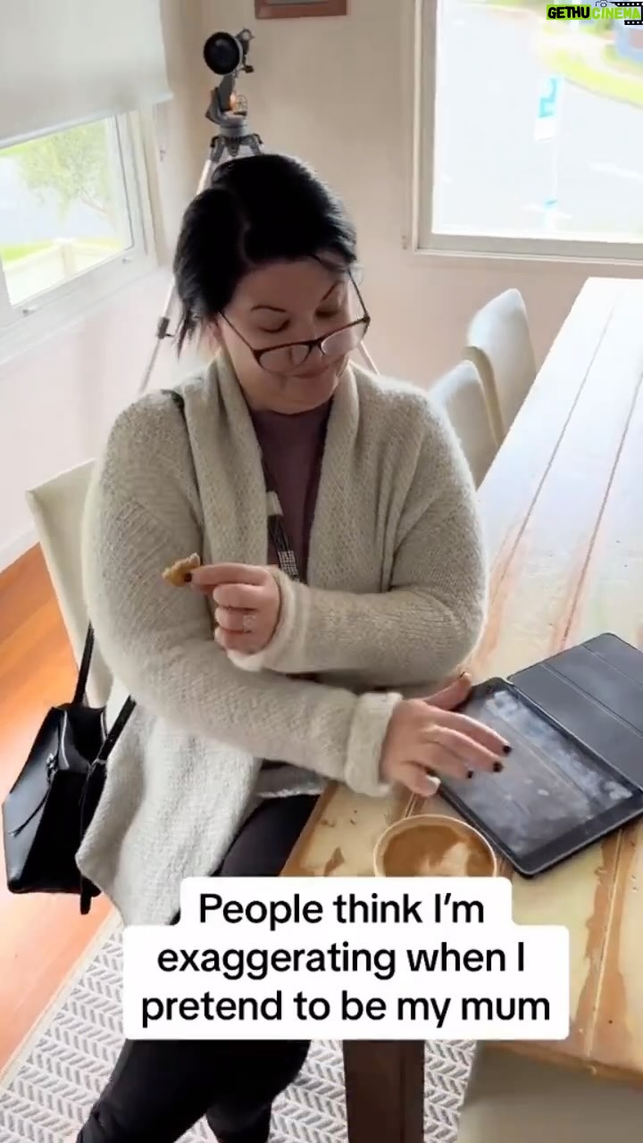 Tanya Hennessy - 6.6K Likes - lol