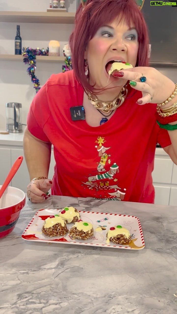 Tanya Hennessy - 3.8K Likes - Episode Two of Tracey’s Treats Christmas Special is here!!