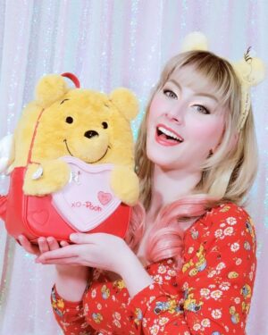 Tara-Nicole Azarian Instagram - 💜 @hottopic bags 🎒 are my obsession! 💜
#sponsoredbyHT #HTFxJanuaryMustHaves
.
.
📸: @maxx_warner 
👜: @hottopic 
👗: @hottopic
.
.
#aristocats #disneycosplay #disneyfashion #htfandom #HTFanatic #winniethepooh #poohbear #disabledcreator #OfficialTaraCosplay