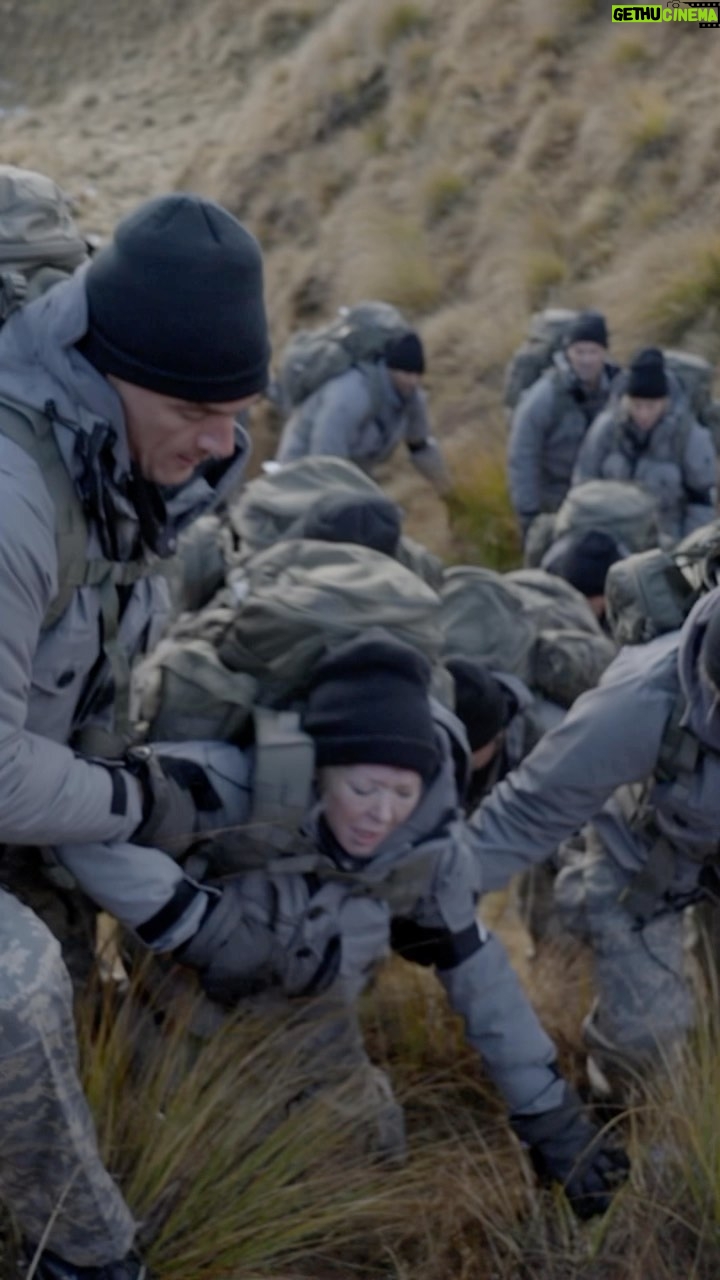Tara Reid Instagram - DON’T MISS TONIGHT ON FOX @Reality Club FOX 9/8 c and the day after on @hulu #SpecialForcesFox Thanks so much to everyone for the really supportive positive messages its been overwhelming. 💜 #tarareid #fyp #specialforces