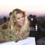 Tara Reid Instagram – You are never fully dressed with out a smile. 💕

Photo & Makeup by @itsafilmphoto