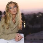 Tara Reid Instagram - Deep thoughts. 💕💜 Makeup & photo by @itsafilmphoto