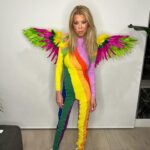 Tara Reid Instagram - What a great Halloween!!! 🎃👻🧡 I hope everyone had a great one too!!! 🌈😇 makeup and photos by @itsafilmphoto costume by @forthestarsfashionhouse #halloween #love