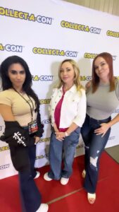 Tara Strong Instagram - #voicechicks @cristinavox @ericaschroederva @collect_a_con #ladybug #luffy #raven