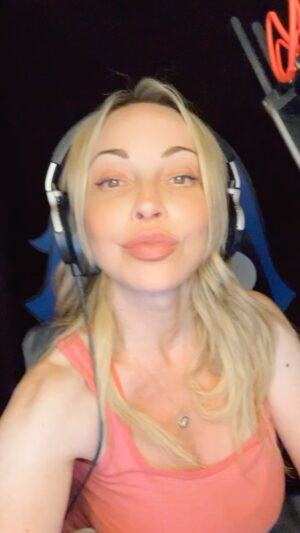 Tara Strong Instagram - Who should I do next? #ben10 #toptenquotes 💚