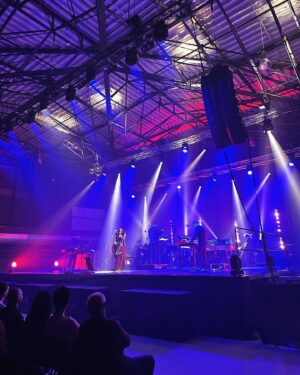 Tarja Turunen Instagram - Thank you Olomouc for yesterday’s beautiful sold out concert. Now we are in Brno. See you tonight. ♥️#darkchristmas #brno #czechrepublic🇨🇿