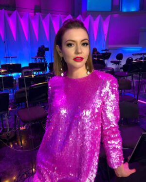 Tatiana Gevorkyan Instagram - #Щелкунчик2022

〰️〰️〰️〰️〰️〰️〰️〰️〰️〰️〰️〰️
Dress @yaninademicouture 
Jewelry @saulekurpenova 
Make up @sara_sher212 
Hair @svetlyachchok