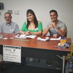 Tatiana Merino Instagram - Constituida la mesa 5 
Circunscripción electoral 1026 Sydney- Australia 
Mi última participación en las votaciones de Chile, como vocal y como participante. 🙃