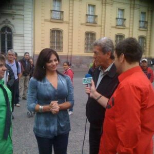 Tatiana Merino Instagram - Que lamentable noticia.
Tantos recuerdos de este Gran amigo, gran profesional,  el señor de la televisión Chilena,  El Gran #EnriqueMaluenda 

Tantas giras, tantos eventos, tantas comidas. Gracias a ti conocí todo Chile y me presentaste ante todo el país. 
Estaré agradecida por siempre y siempre estarás en mi pensamientos. 

Siempre recuerdo la frase "Poquita plata pero segura" pero también recuerdo lo generoso que eras y lo buen amigo. 
Un gran abrazo en estos momentos de dolor  a toda su hermosa familia. 

Descansa en paz amigo mío. 😔 QEPD