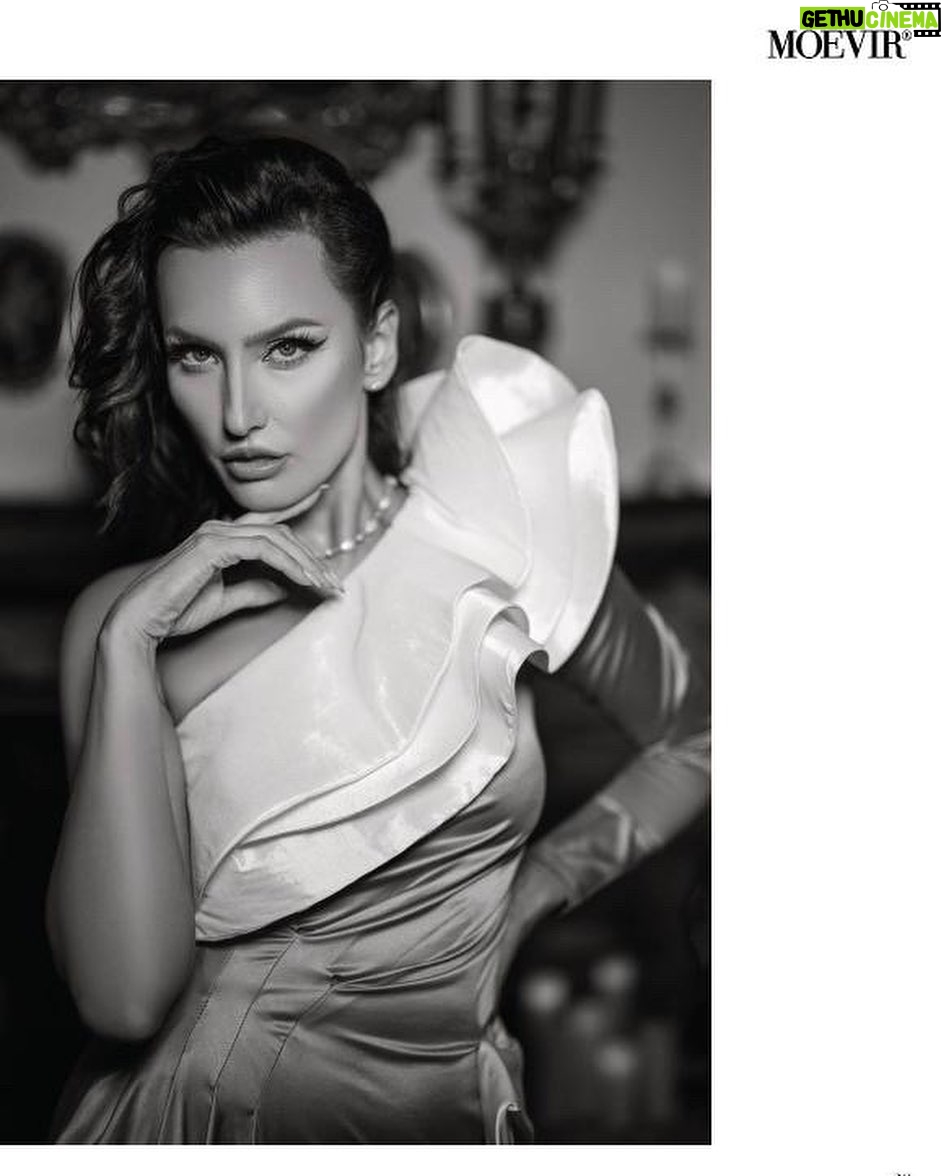 Tatiana Neva - 362 Likes - Thank you for the feature, @moevir.paris magazine! 💝💝💝
Love this black and white photo set!
Model: @the_real_tatiana_neva @tatiananevaofficial
Photography: @brettsimpsonphotography
Producers: @obsessedbyjess @smooooothjazz
Makeup: @obsessedbyjess
Hair: @sy_calac @sergiopaez_mua
Styling: @smooooothjazz
Designer gowns by @itswillfranco
Publication: @moevir.paris
#tatiananeva #model #actress #actionactress #fashionmodel #editorial #model #modeling #hollywoodactress #oldhollywoodmoviestars #oldhollywoodglamour #oldhollywood #oldhollywoodglam #blackandwhitephotography #blackandwhite #fashion #style #magazinefeature #fashionista #jollywoodstarlet