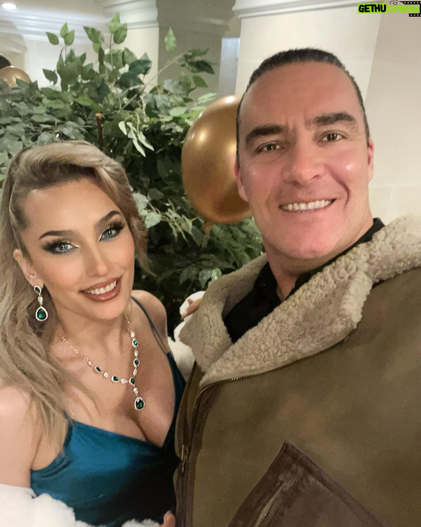 Tatiana Neva - 350 Likes - Hope everyone had a great start to their New 2024 Year of the Dragon! Season’s Greetings from me and my sweet handsome man @realalexnevsky !!! ✨🎊🎉🎊🎉🎊🎉🎊✨ 🥳🥳🥳🍾🎆🎆🎆🐉🎁🎁🎁💝💝💝
#tatiananeva #alexandernevsky #happynewyear #2024 #yearofthedragon #mruniverse