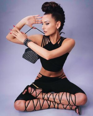 Tatiana Neva Instagram - Future is shaping up into an interesting Picture… very excited to be on this journey… life is quite an experience.

@tatiananevaofficial 
Photography by @dpken 
Wardrobe/makeup/hair: @qpqstudio 

#tatiananeva #model #actress #actionactress #fashionmodel  #modeling #style #stylish #trendsetter #fashionista #itgirl