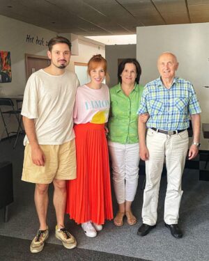 Tatiana Pauhofová Instagram - Detska prva pomoc nielen pre vsetkych rodicov! Dakujeme MUDr. Tibor Sagat, CSc. a PhDr. Andrea Sagatova, PhD za nesmierne prinosny kurz a dufame, ze vsetko co sme sa naucili nikdy nebudeme potrebovat🙏🏼 ak by nahodou (len to nie) - verim, ze pripravenym stastie praje!
❤️ @evito_sk 

#prvapomoc #dobrevediet #evitoprvapomoc #dakujeme