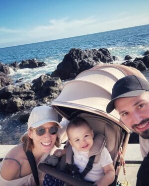 Tatiana Pauhofová Instagram - S naším vajíčkom na kúzelnej Madeire. ❤️👨‍👩‍👧🌞

😘@eggczsk 
Ďakujem!

#dakujem #eggczsk #dovolenka #rodina #spolupraca