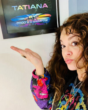 Tatiana Instagram - ¡Gracias por invitarme @2000sxsiempre! La pasé increíble, el público lleno de energía, recordaban todas las canciones.... ¡Y ya tenemos nueva fecha este 17 de Octubre!

📷: @soy_alanhdez
